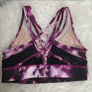 Lululemon Strap It Like It’s Hot Sports Bra size 6